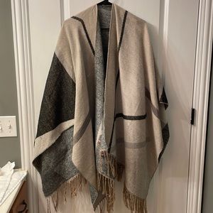 Soft Shrug! Worn once!